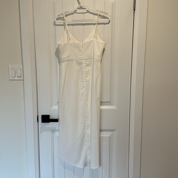 White cocktail dress - Picture 2 of 4